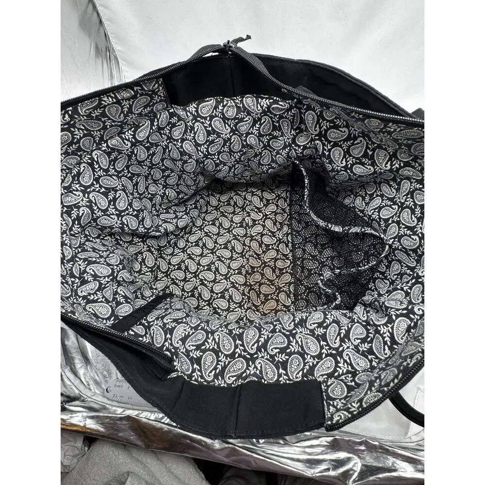 Vera Bradley Baby Diaper Bag Black Paisley Lined Quilted Tote Travel Workout